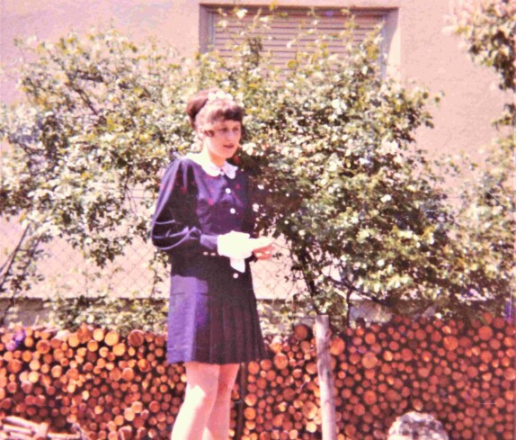 Konfirmation Erika Doppler (verh. Maul, *1957)