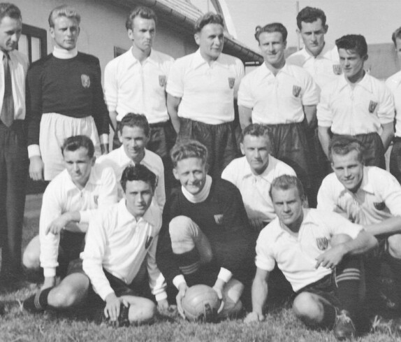 Fußball: Burgenland / Tirol am SC Platz in Oberwart