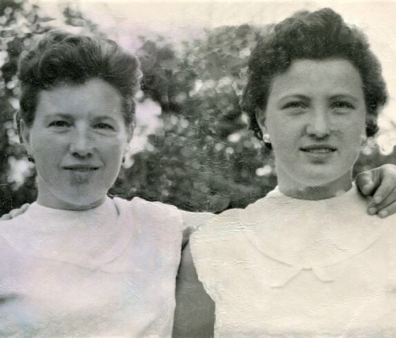 Adelheid (Etusch) und Ella Benkö