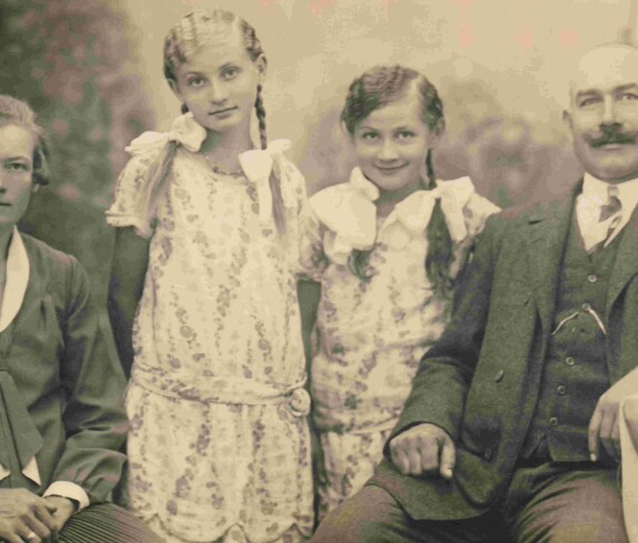 Familie Josef Böcskör - OW 29/Steinamangerrstraße 121