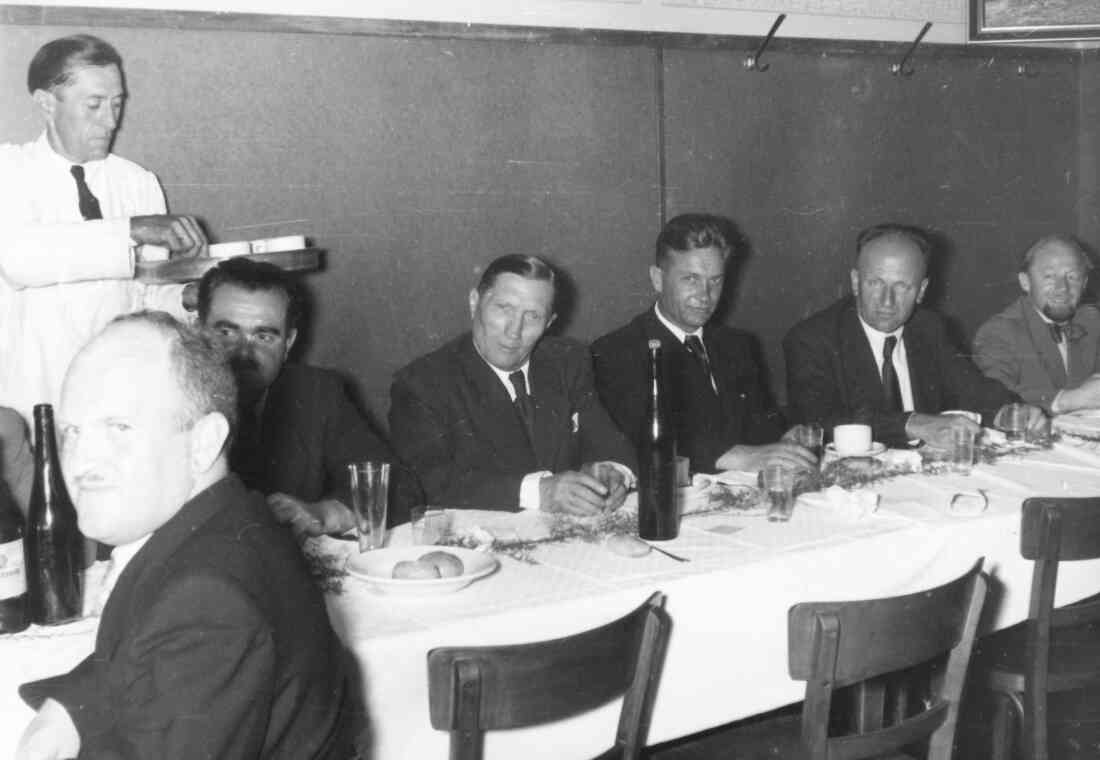 Röm. kath. Pfarre: Einladung anlässlich der Pfarrhofweihe am 30. August 1953