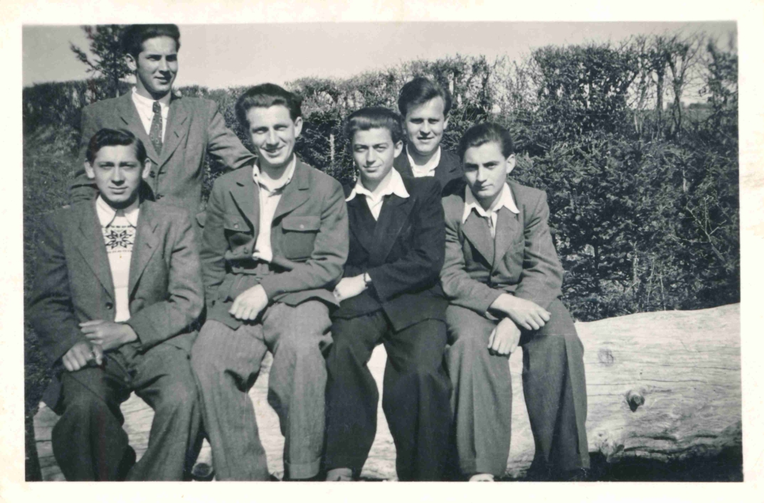 Gruppe junger Oberwarter Männer um 1953 - Böcskör/Miertl/Hasler/Ruzsa/Gaal