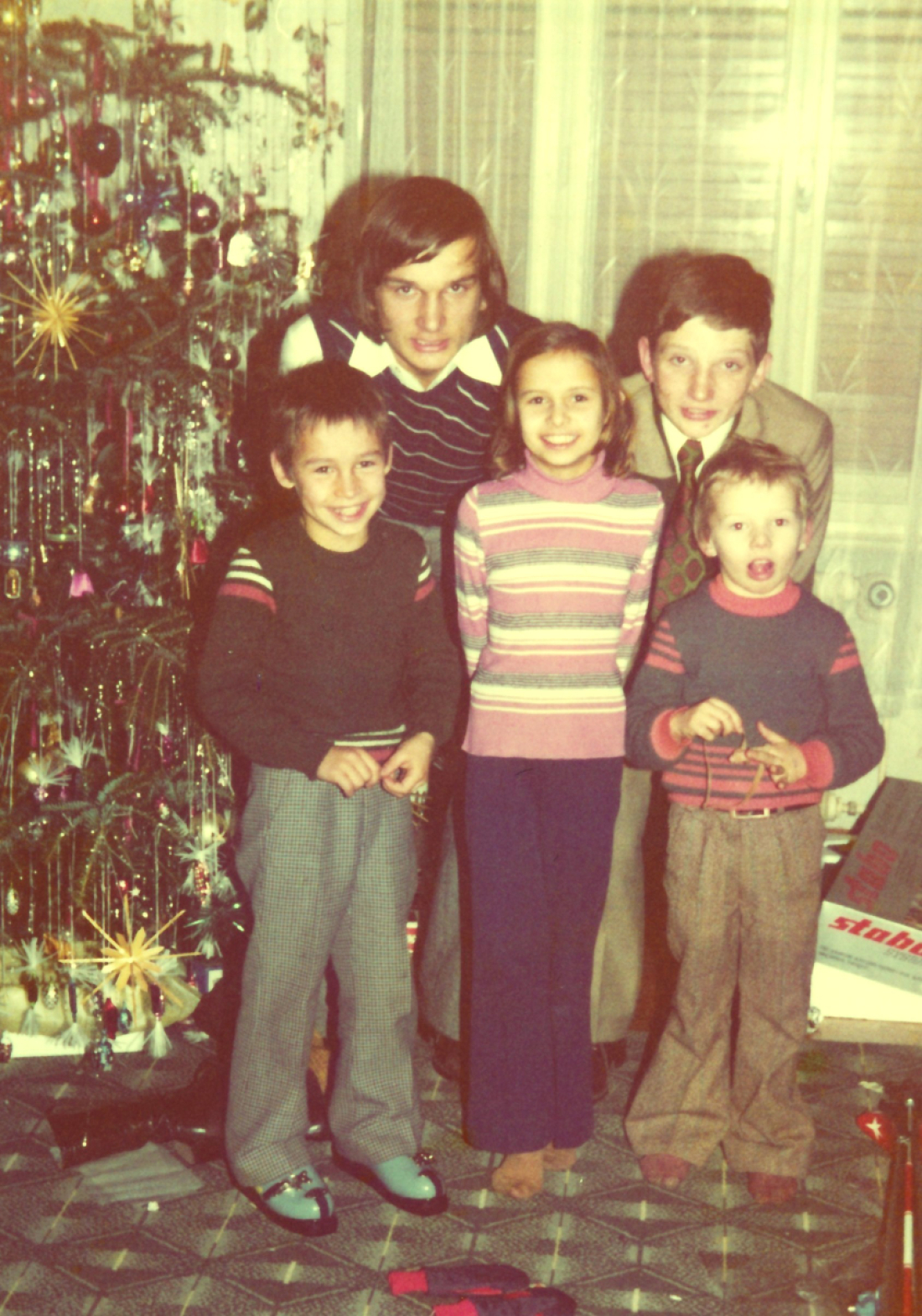 Unter dem Christbaum: Weihnachten bei Fam. Langer/Graf