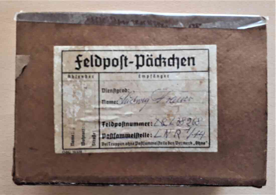 Feldpostpäckchen aus dem II. Weltkrieg
