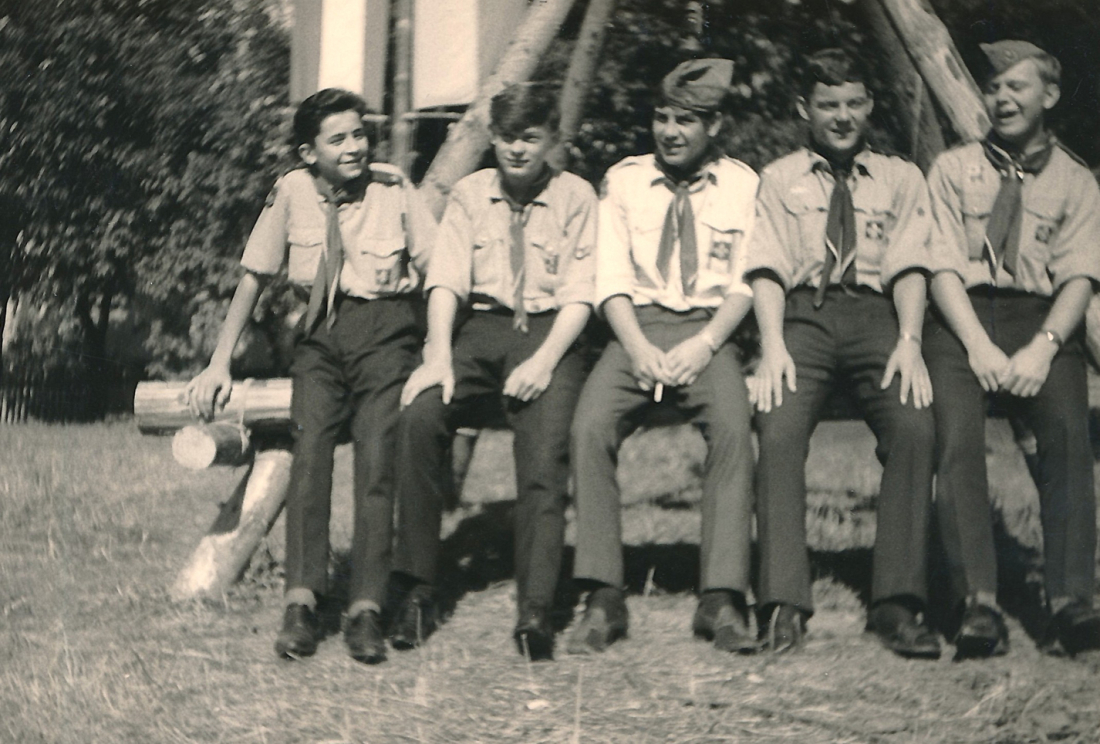 Gruppe von jungen Pfadfindern - Palank/Gaal/Virag/Kamper/Paul