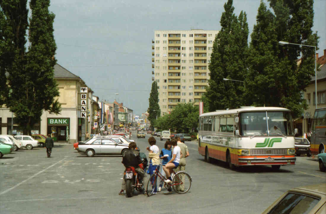 Hauptplatz gegen NW