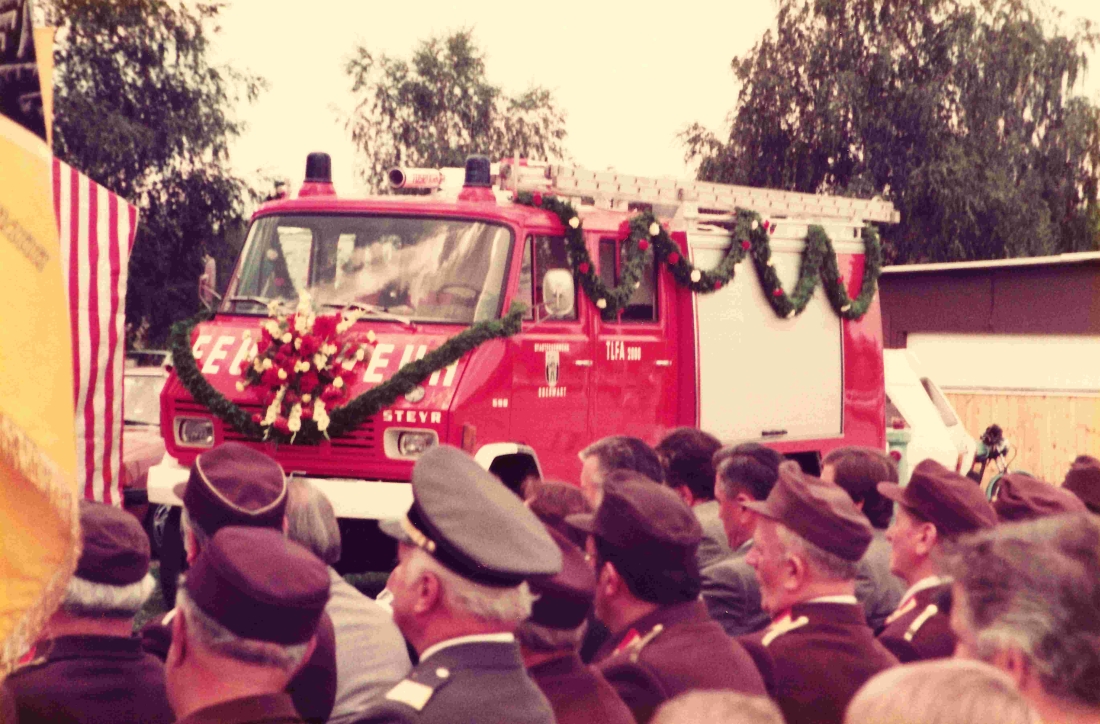 100 Jahre Feuerwehr Oberwart: das neue Einsatzfahrzeug ein TLF 2000