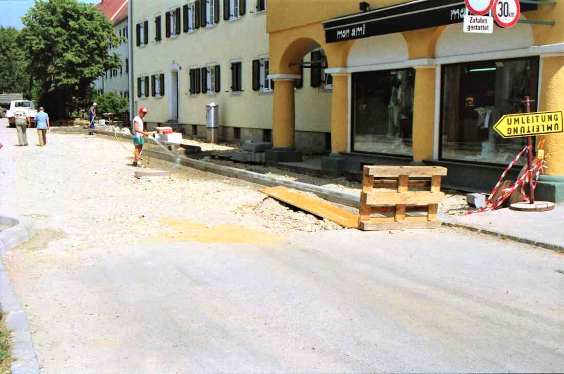 Neugestaltung der Straße in der Südtiroler-Siedlung