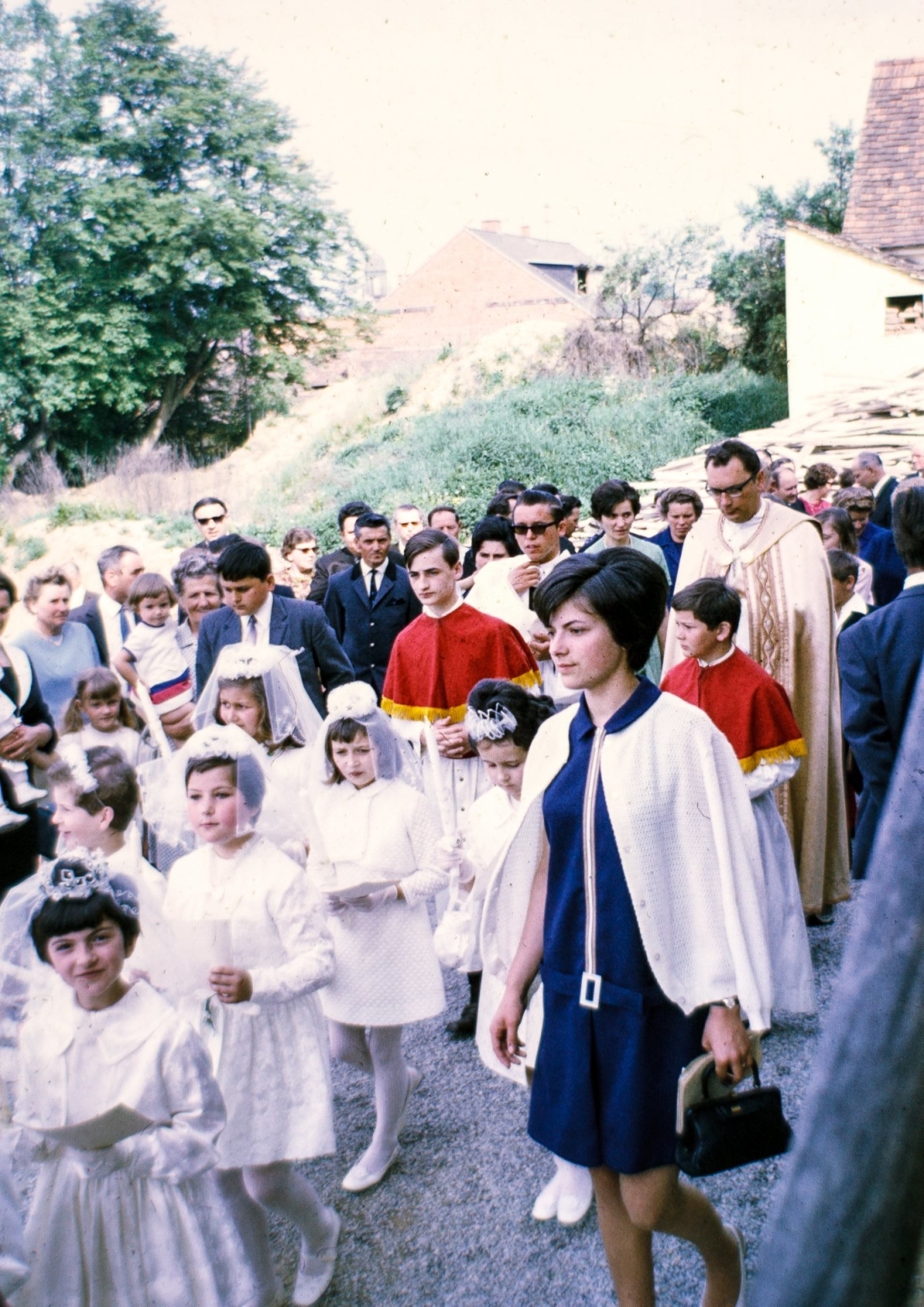 Röm. kath. Pfarrgemeinde: Erstkommunion - Triber