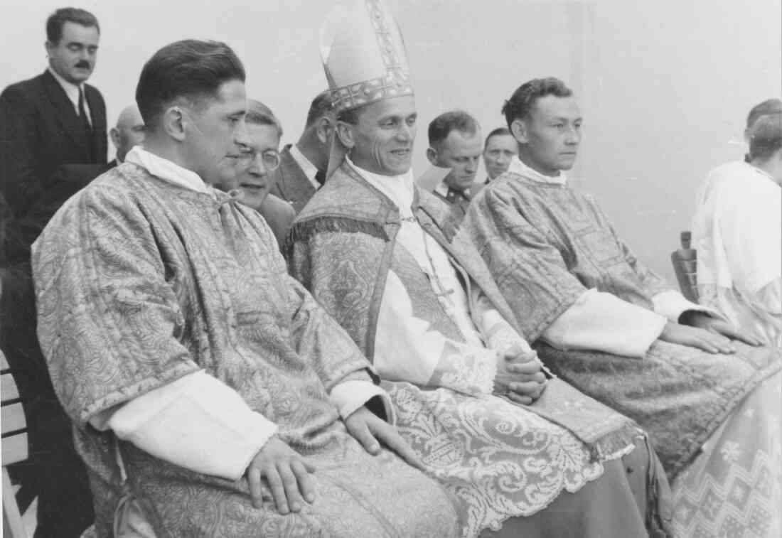 Röm. kath. Pfarre: Pfarrhofweihe am 30. August 1953