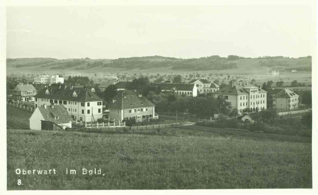 Blick vom Schuldenberg in Richtung Kaserne