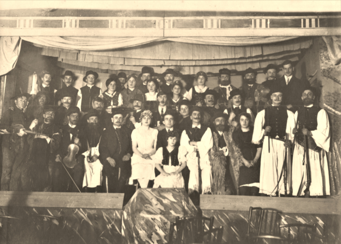 Theateraufführung des reformierten Lesevereins im Genossenschaftssaal: "Sarga Csiko"