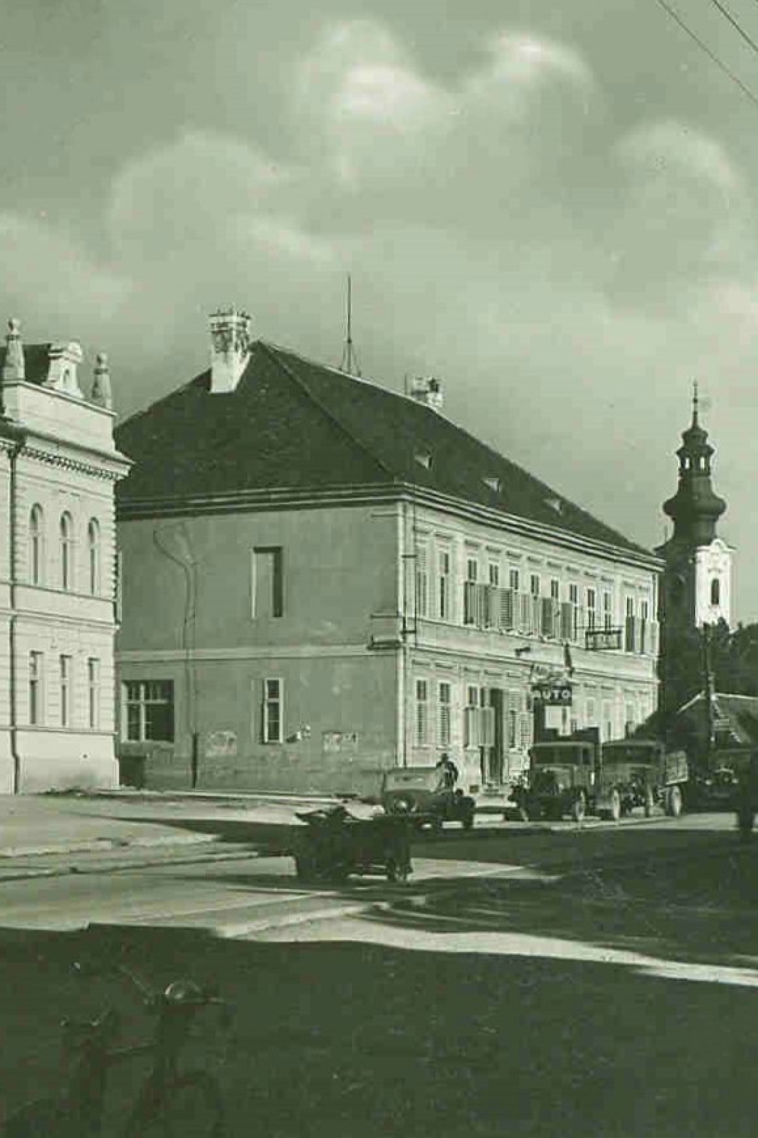 Haus OW 144 / Hauptplatz 11: Gasthof Neubauer