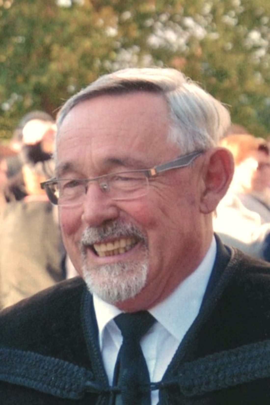 Reformierte Pfarrgemeinde: Pfarrer Mag. Laszlo Guthy - Portrait