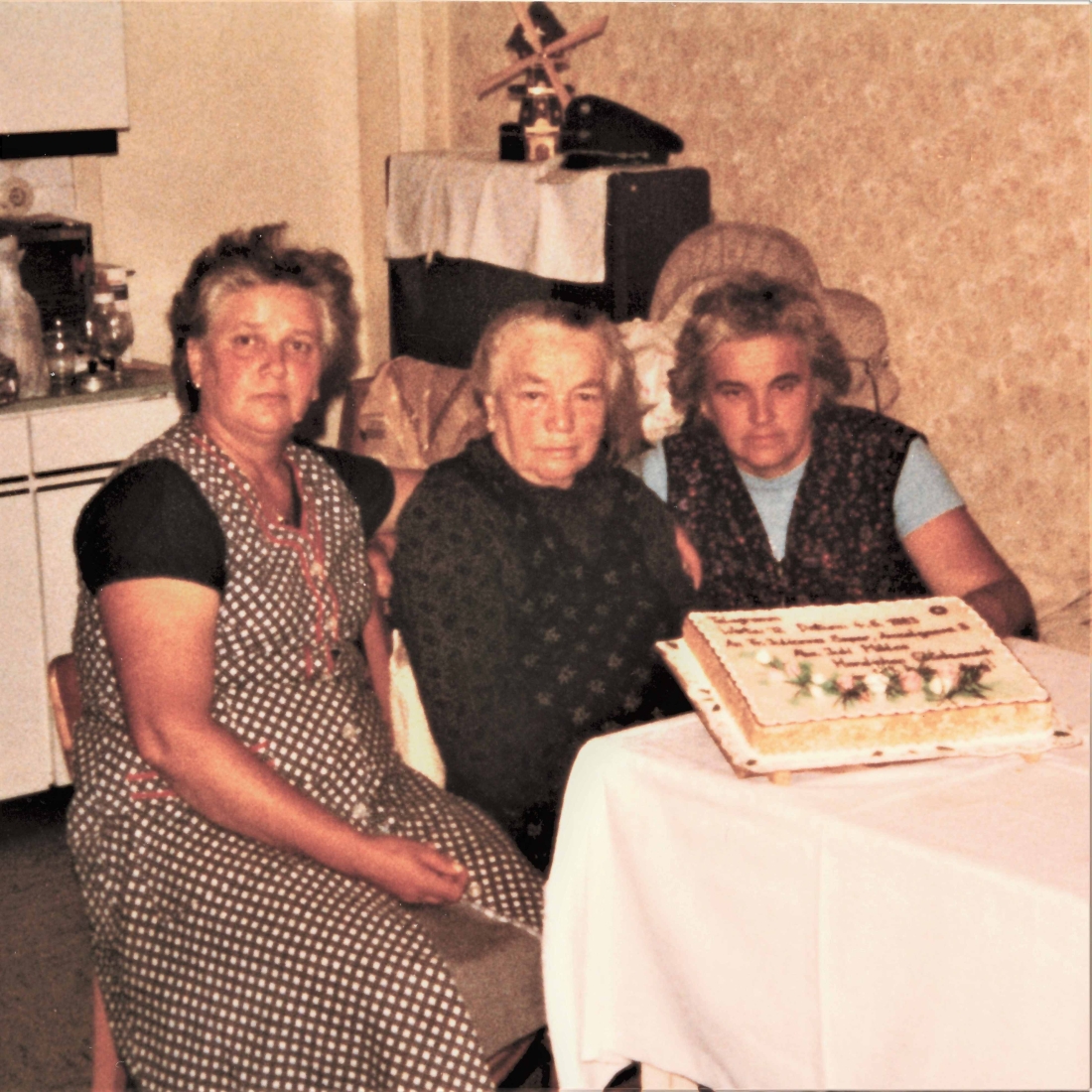 80-ster Geburtstag von Julianna Seper (geb. Imre, *1903/+1984) - Trenker/Oswald