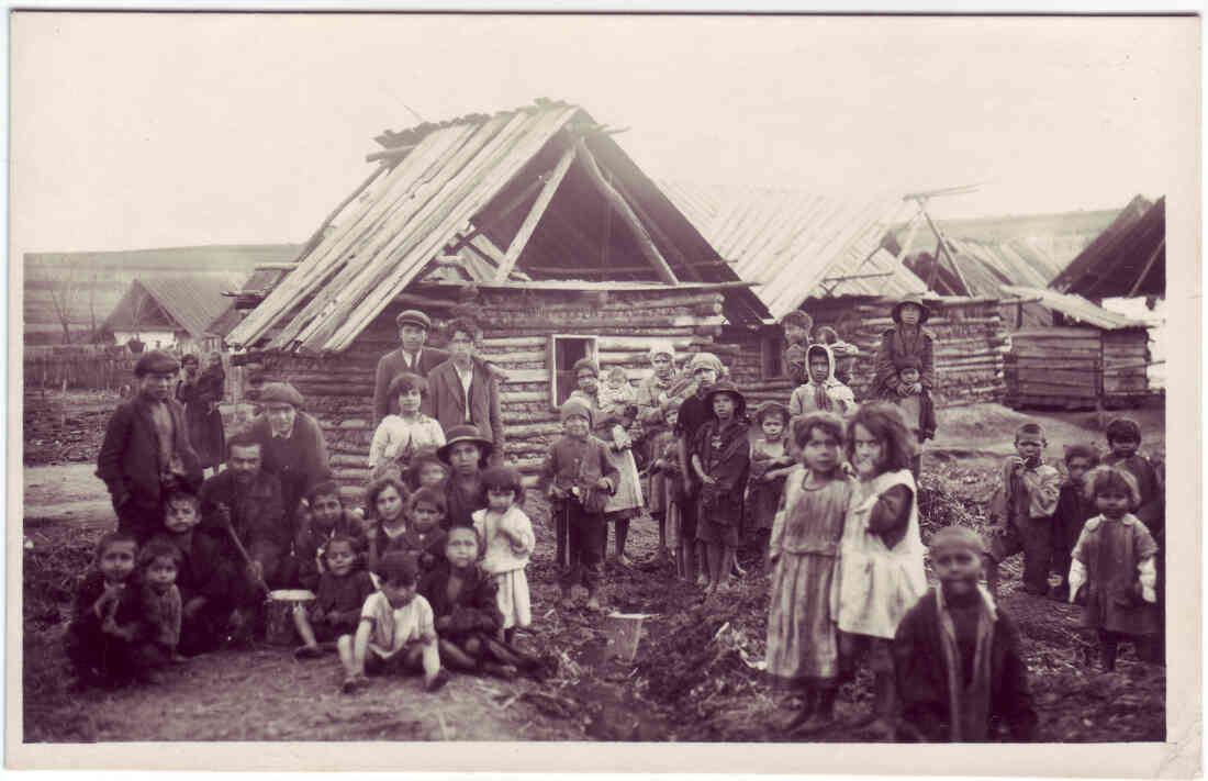 Kinder und Jugendliche der 1. Romasiedlung in der heutigen Mühlgasse "Zigeunerkolonie" 1857/76 - 1939