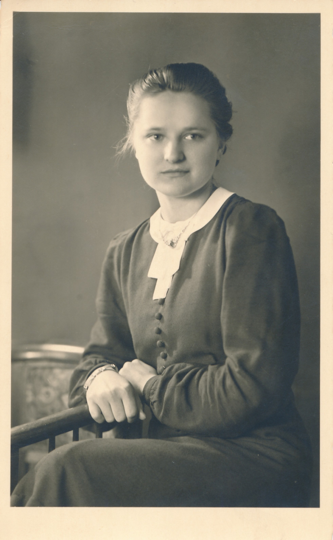 Portrait: Maria Tölly (geb. Gaal, *1921/+2011)