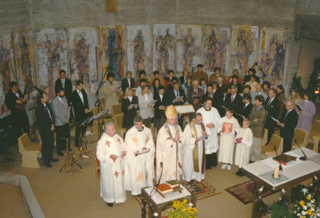 Röm. kath. Pfarre: 25 Jahre Osterkirche - Festmesse am 30. Oktober 1994