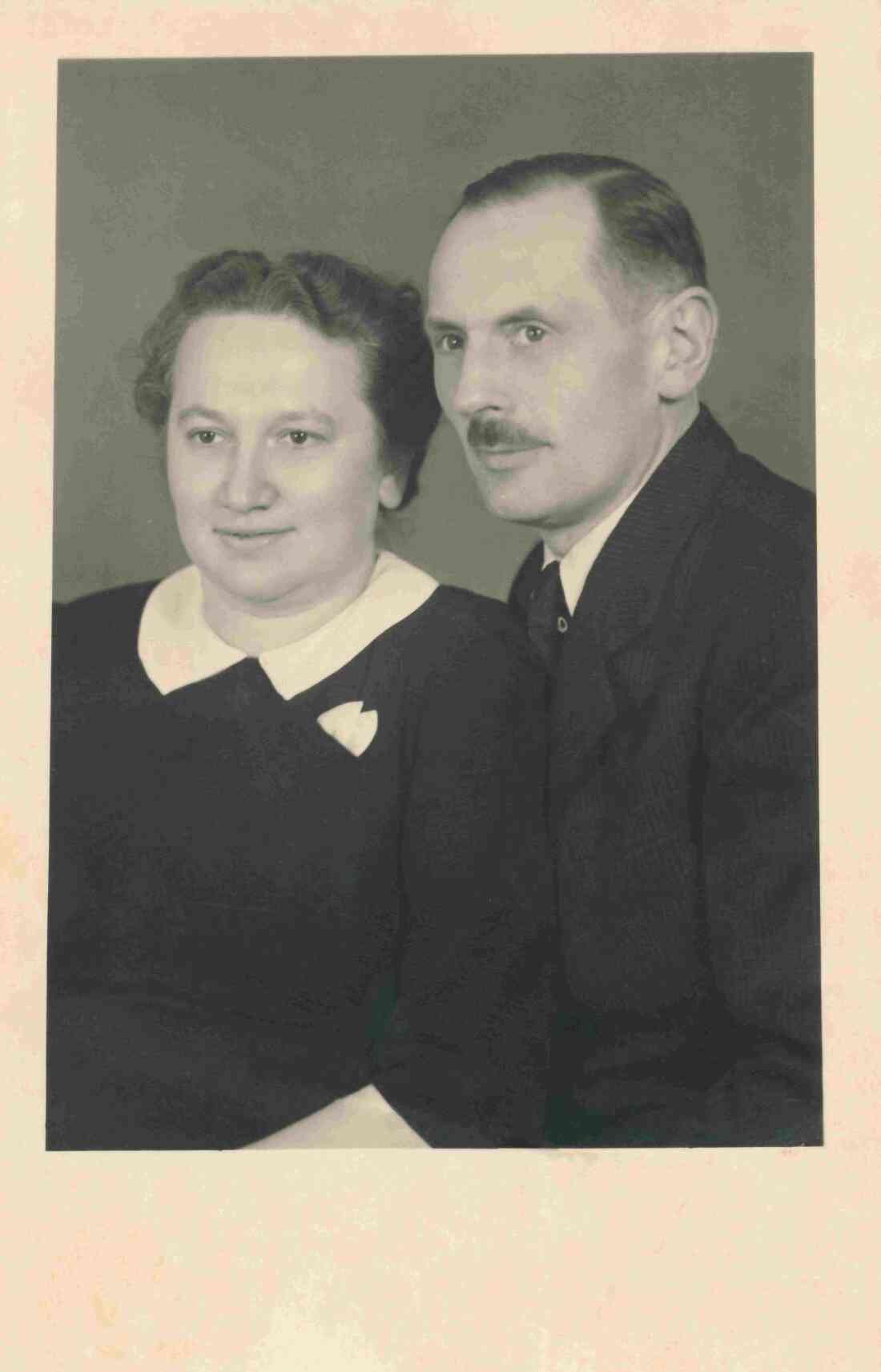 Das Ehepaar Teresia Zambo (geb. Weber, *1907/*1981) und Alexander Zambo sen. "Sandor" - Gastwirt (*1901/+1945)