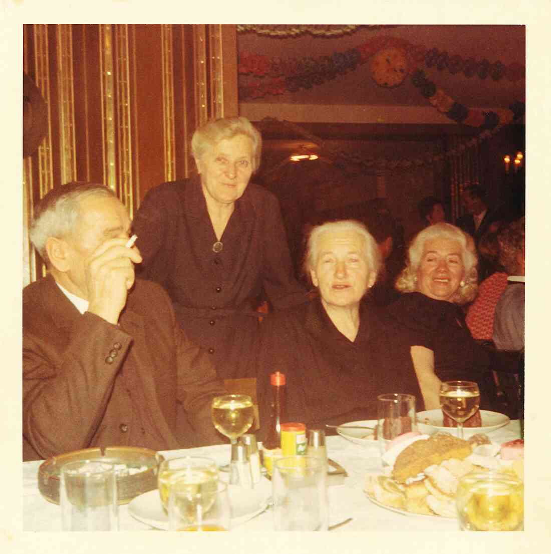 Ball im Gasthof Neubauer - Gangoly/Kantor/Fülöp/Seper