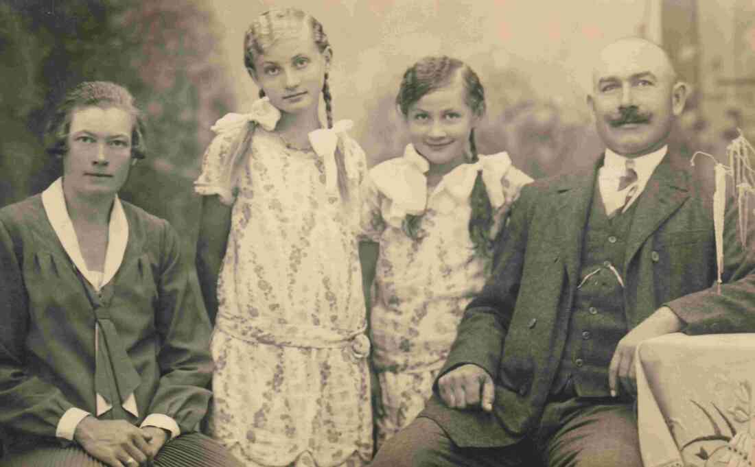 Familie Josef Böcskör - OW 29/Steinamangerrstraße 121