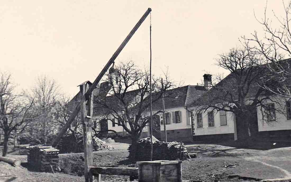 Ziehbrunnen in St. Martin am Anger