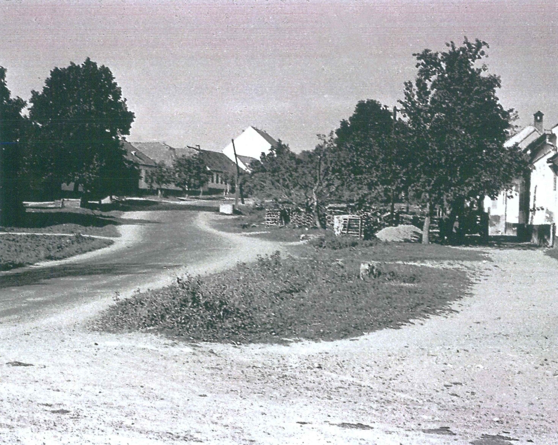 St. Martin: Blick über den Dorfangergegen NNO