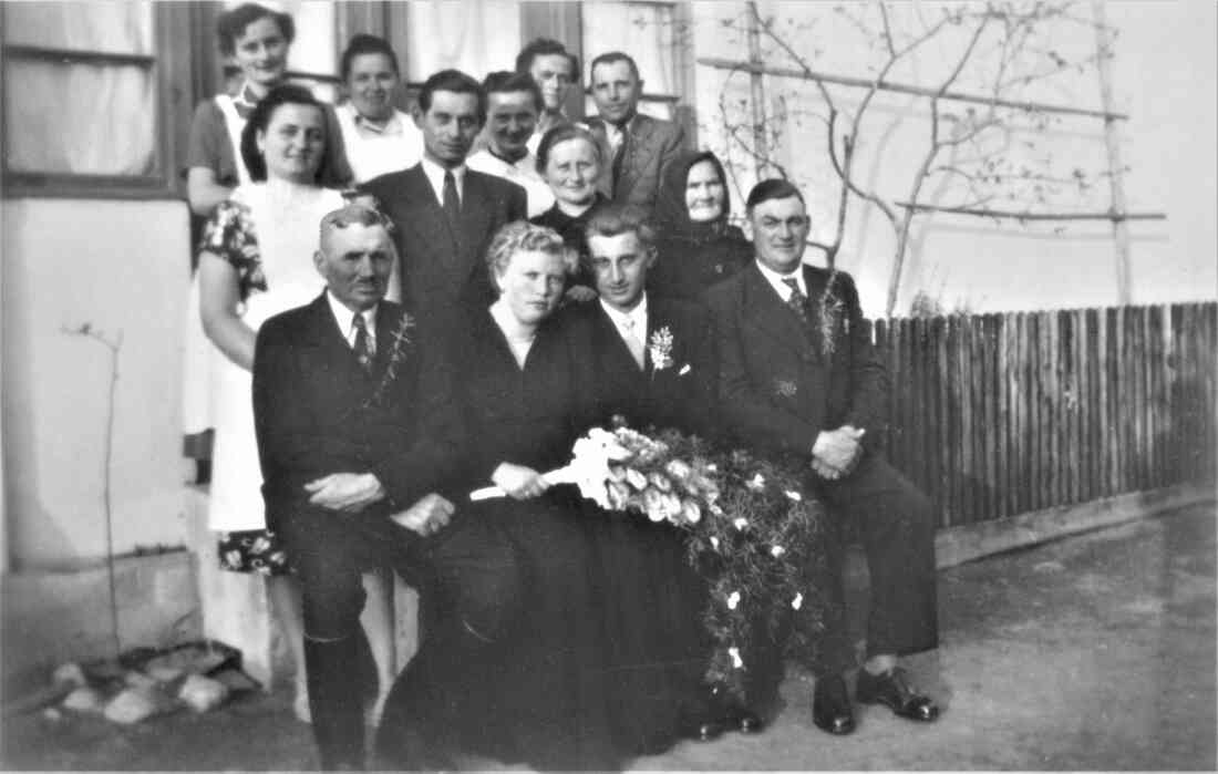 Hochzeit Julianna Horvath (*1936) und Josef Seper (*1934/+1989) - Johann Straußgasse 42