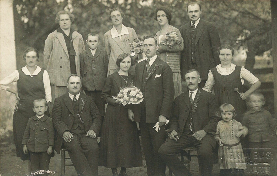 Heirat Josef Radavits und Irma Wagner: die Hochzeitsgesellschaft - OW 408 / Grazerstraße 120