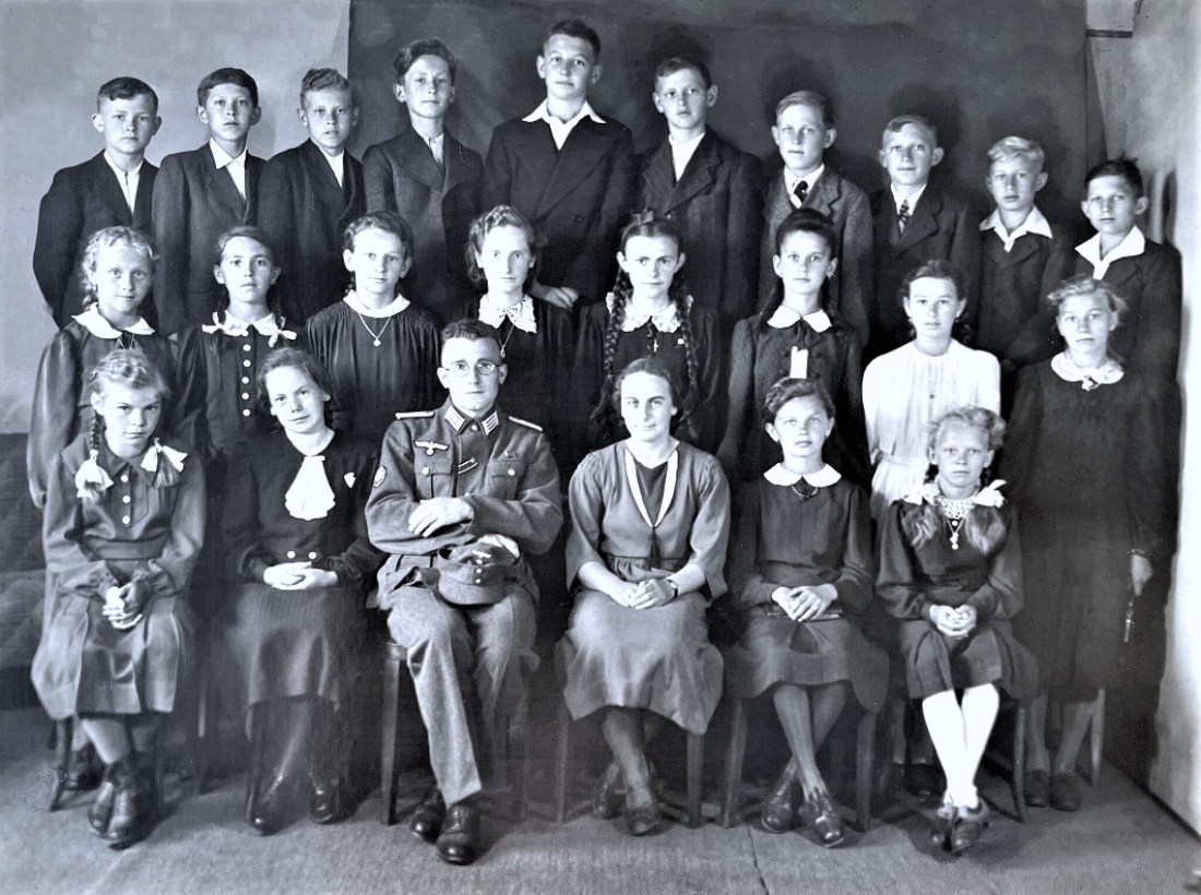 Evang. Pfarrgemeinde AB: Konfirmation während der NS-Kriegszeit - Böhm