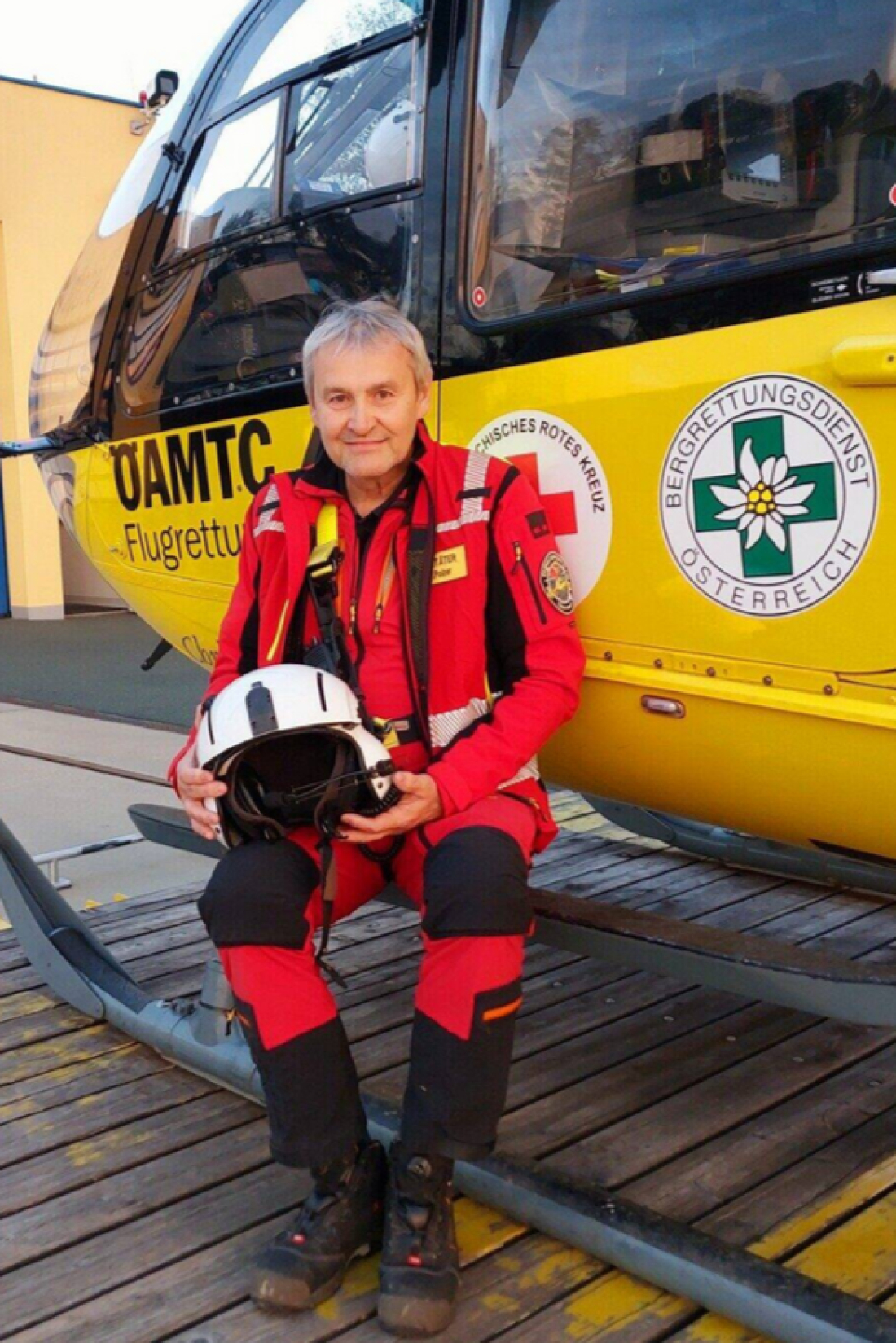 Rotes Kreuz: “Speedy” Hans-Peter Polzer - 42 Jahre im Rettungswesen, 20 Jahre leitender Flugretter des Christophorus 16 Stützpunktes