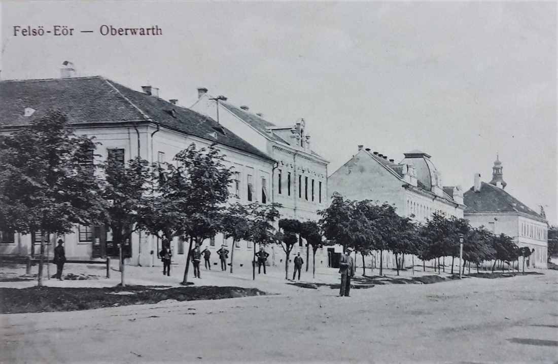 Hauptplatz mit den Gebäuden Hauptplatz 1 bis  11