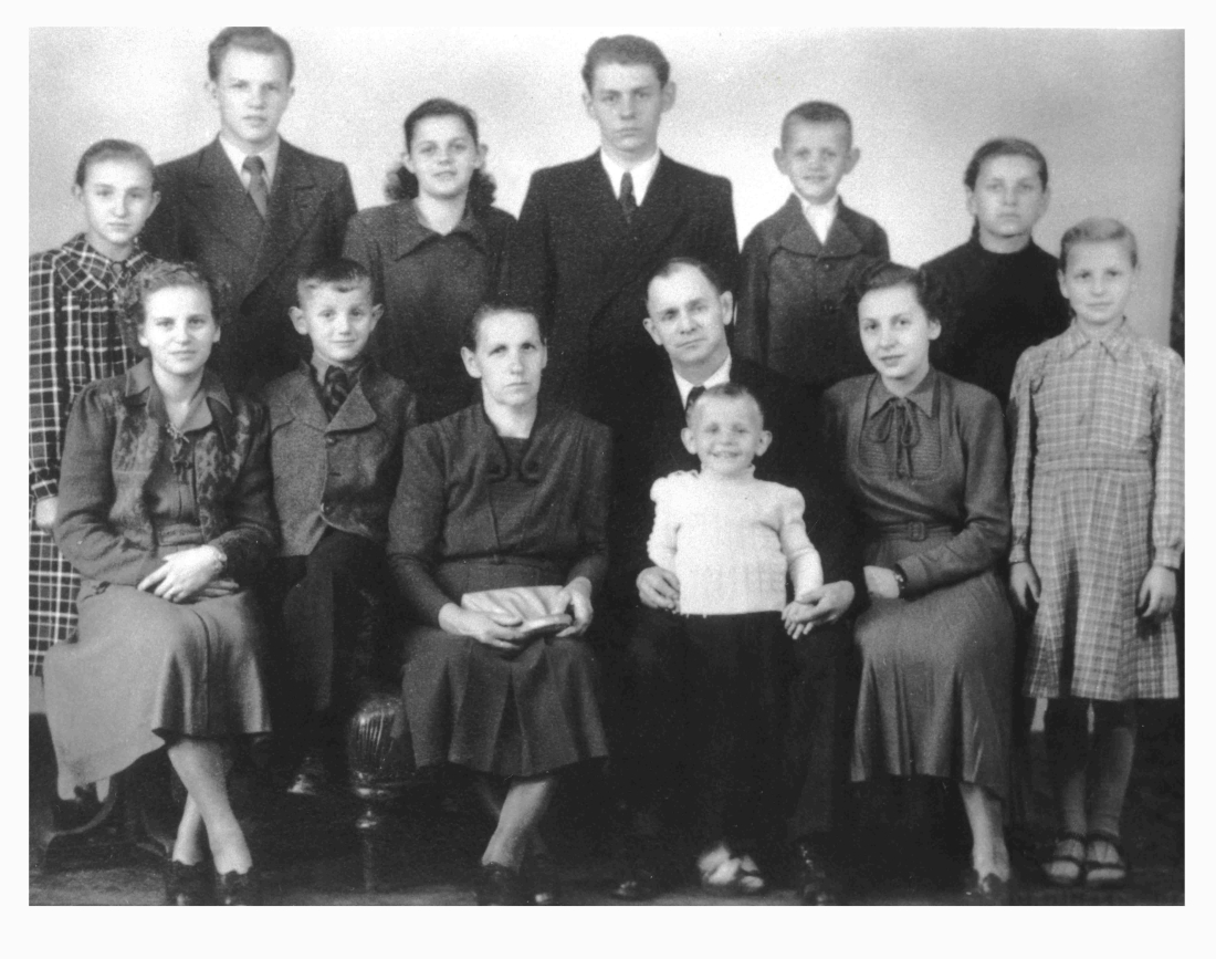 Familie Verona (*1904/+1987) und Karl Jezerniczky (*1901/+1985)