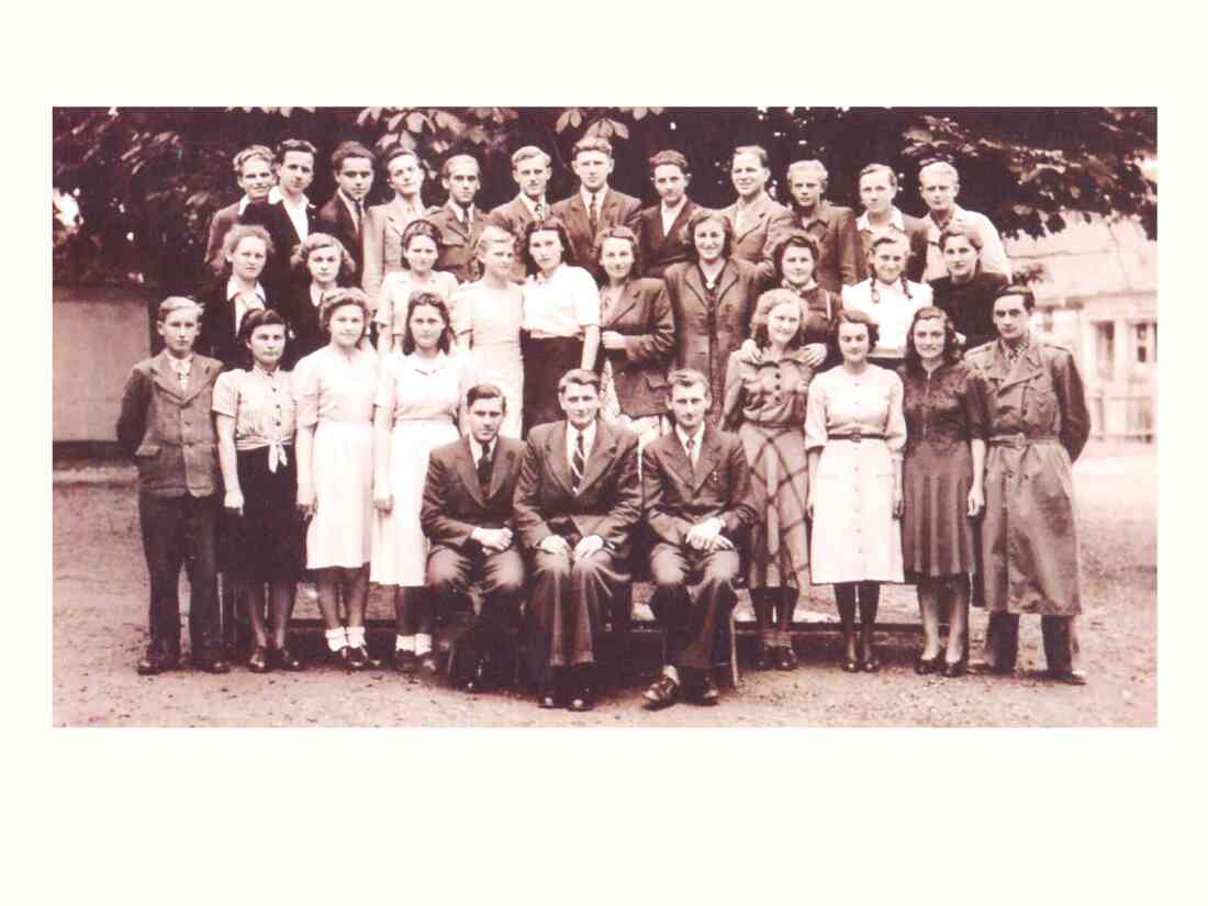 Abschlussklasse der Handelsschule im Schuljahr 1948/1949
