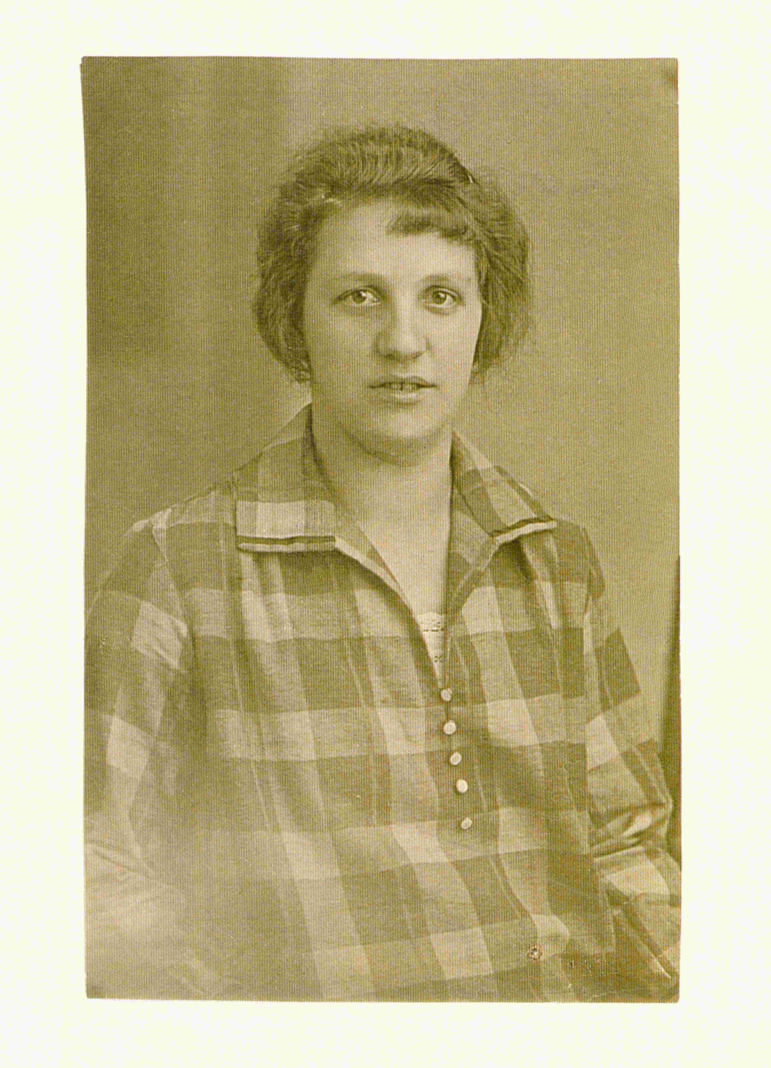 Verona Mako (verh. Jezerniczky, *Steinamanger 1904/+1987) - Portrait