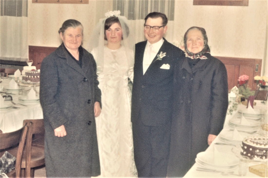 Hochzeit Isabella Baliko und Ernst Tölly am 4. Juli 1967: die Mütter
