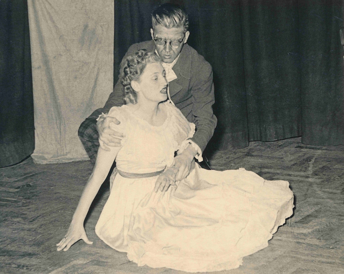 Gertraud Schober in der Rolle der Antonia in Hoffmanns Erzählungen an einem Wr. Theater