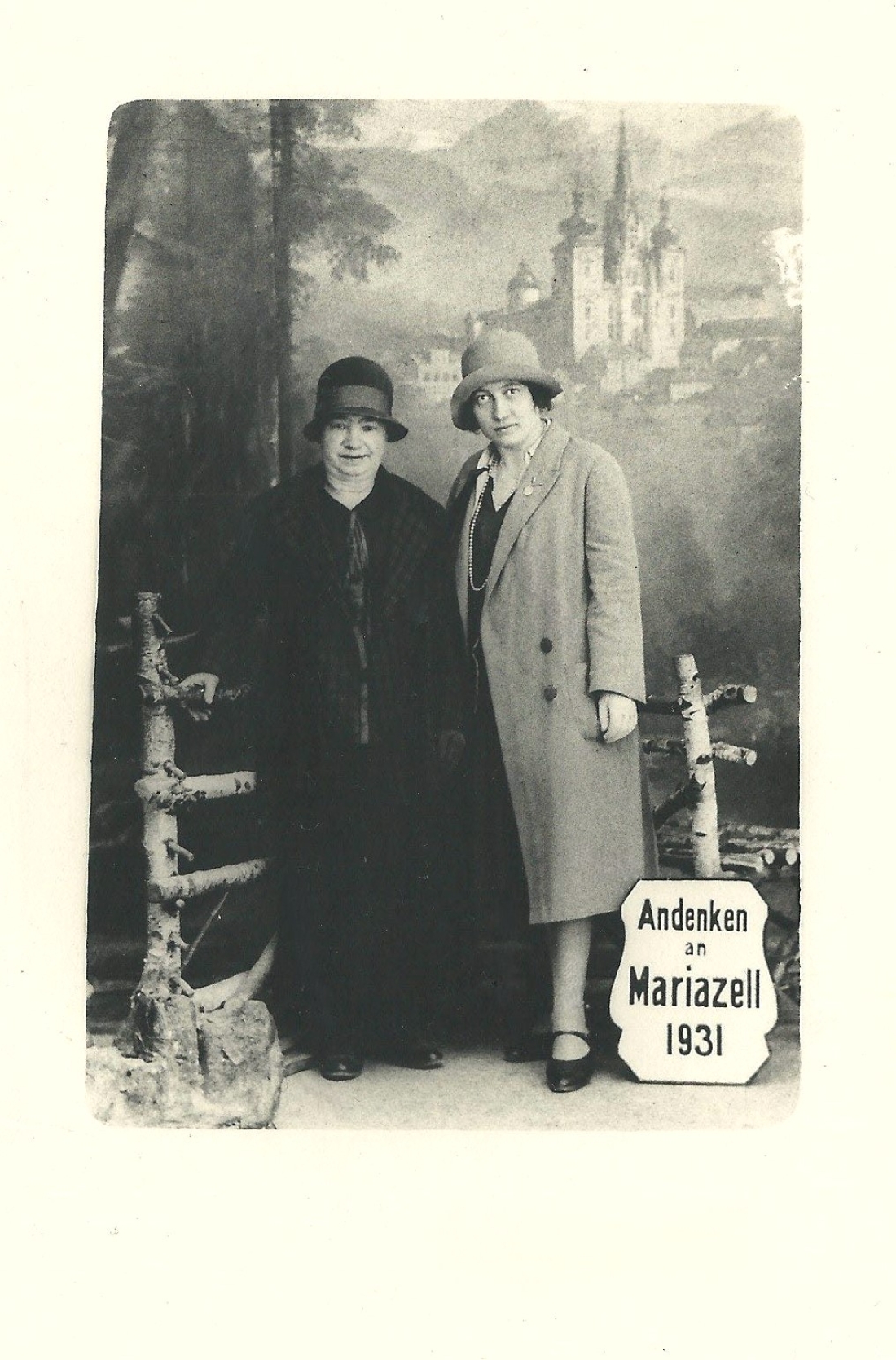 Ilonka Fuith (*1908/+1988) und Mariska Fuith (*1881/+1969): Wahlfahrt Mariazell