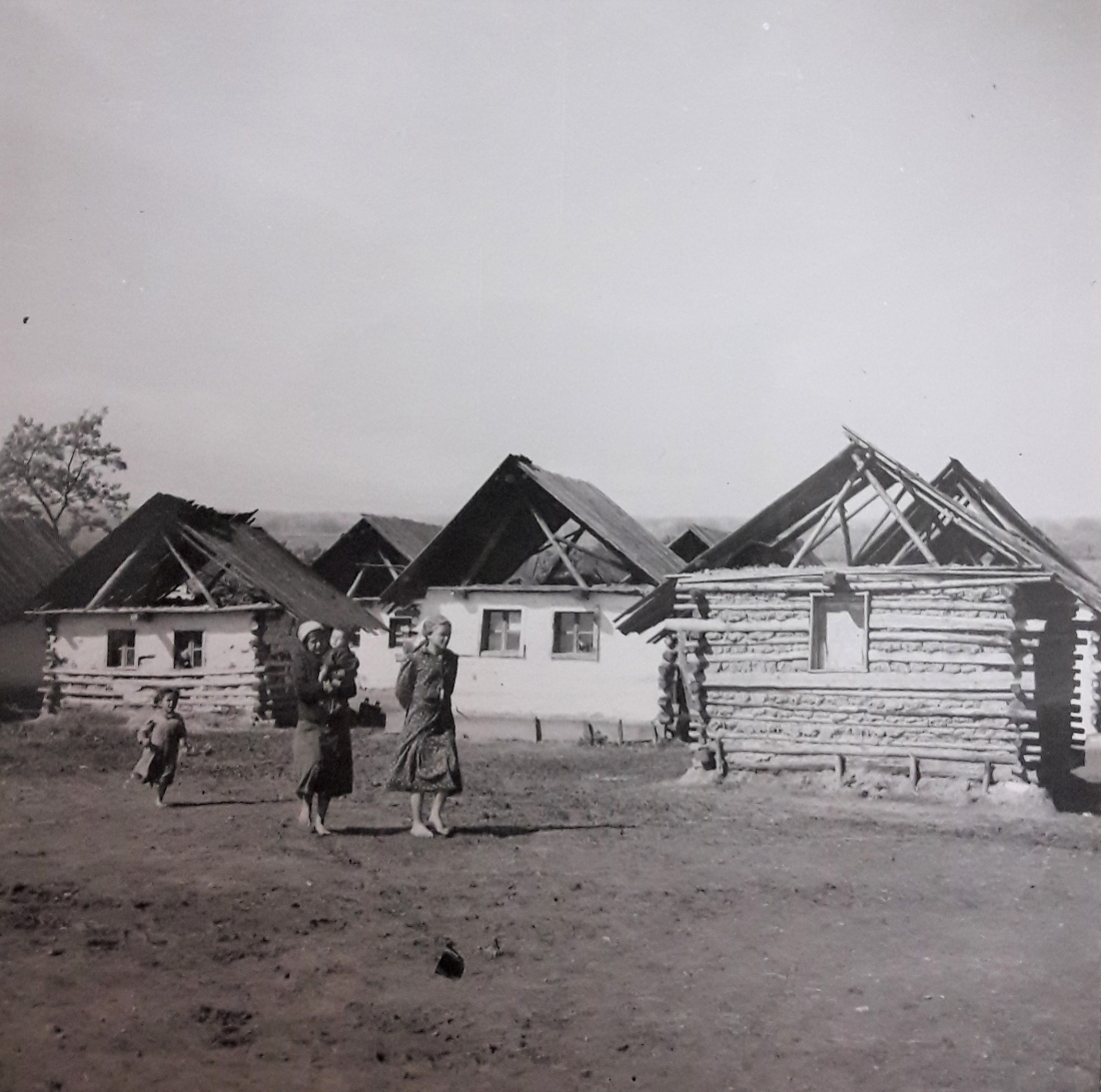 1. Romasiedlung in der heutigen Mühlgasse "Zigeunerkolonie" 1857/76 - 1939: "Zigeunerweiber" mit Kindern
