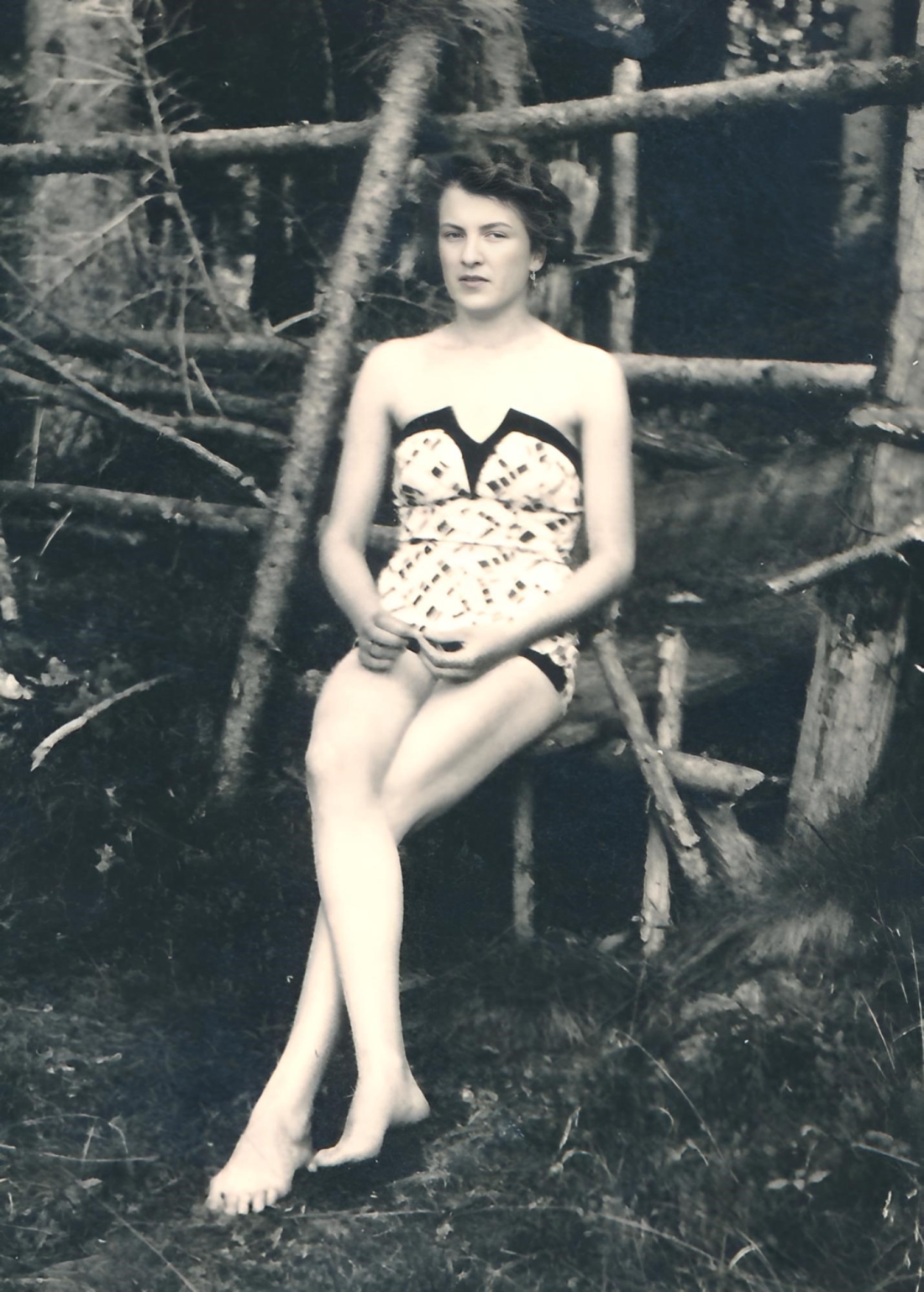 Badenixe: "Gretl" Margareta Brandstätter (verh. Neubauer) im Badetrikot