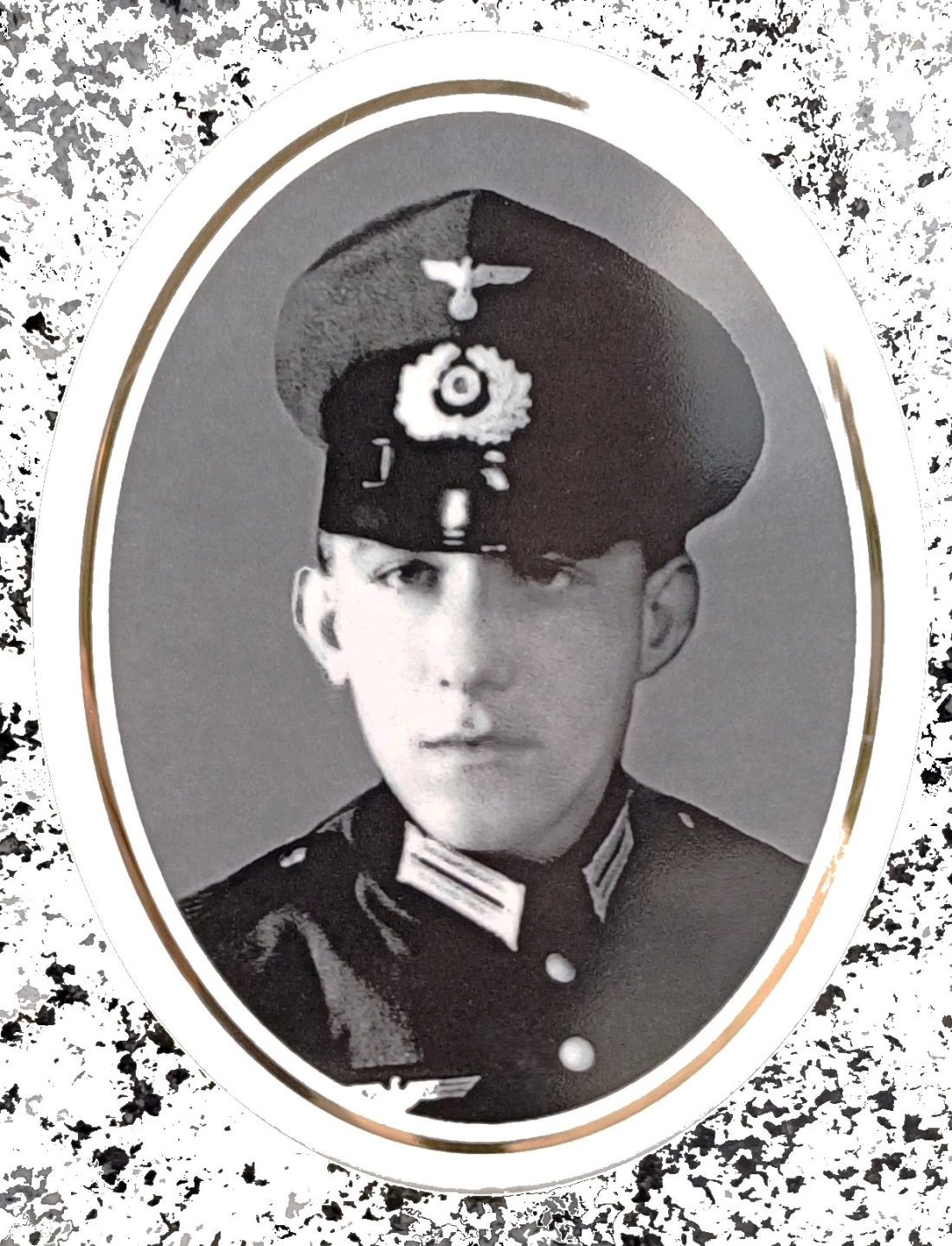 Eugen Imre (*1924/+1944) vermisst Soldat der deutschen Wehrmacht - OW 170 / Linke Bachgasse 6 (Portrait)