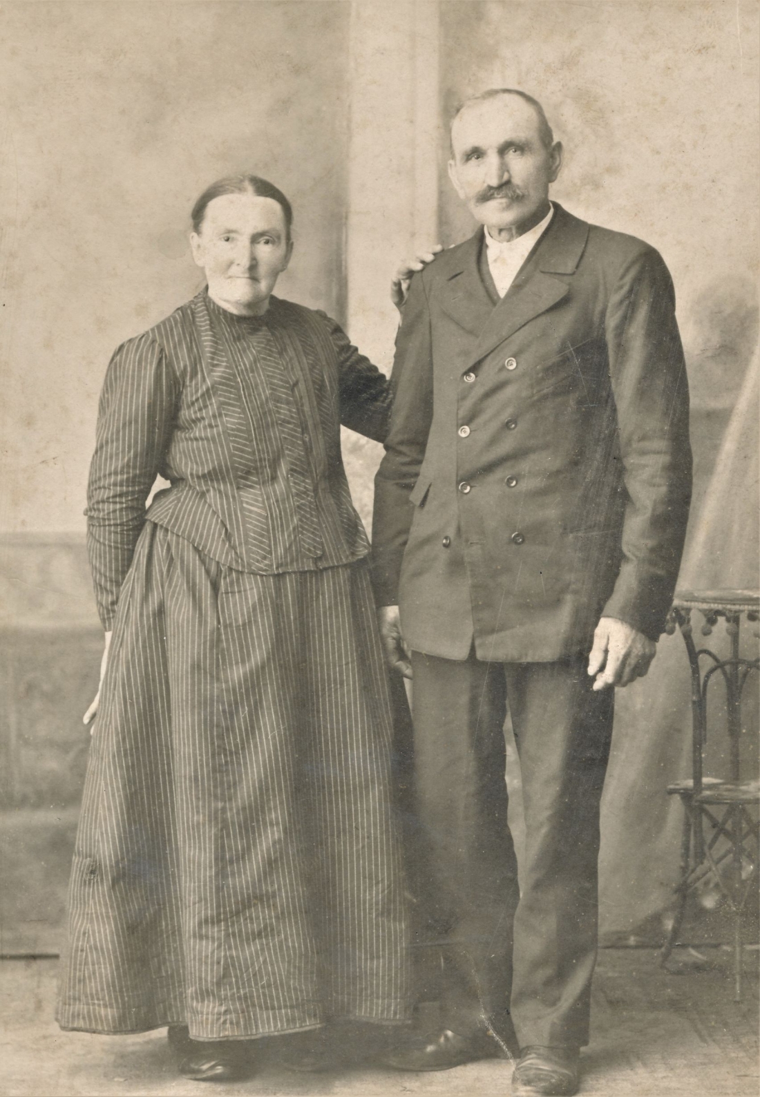 Das Ehepaar Theresia und Josephus Konrath (St. Martin) - Eltern von Anna (verh. Vörös) - Portrait