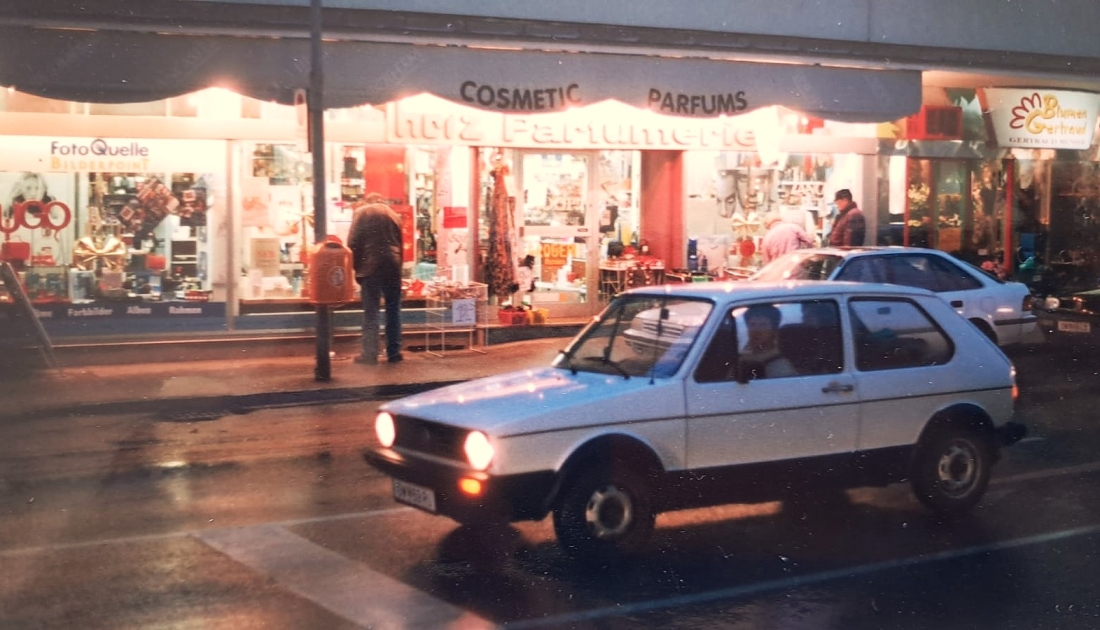 Parfümerie - Drogerie Herz (Wienerstraße 1) im Forum-Gebäude