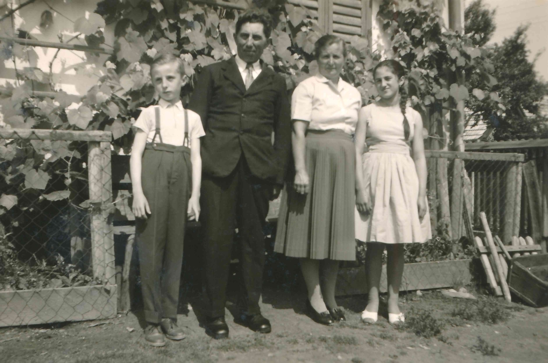 Familie Johann Baliko (Johann Strausgasse 46)