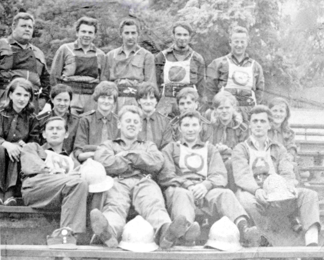 Feuerwehr: Wettkampfgruppe beim Landesleistungswettbewerb in Eisenstadt 1970 - Hodits/Pongracz/Gabriel/Szabo/Pal/Imre/Szabo/Horvath/Krutzler