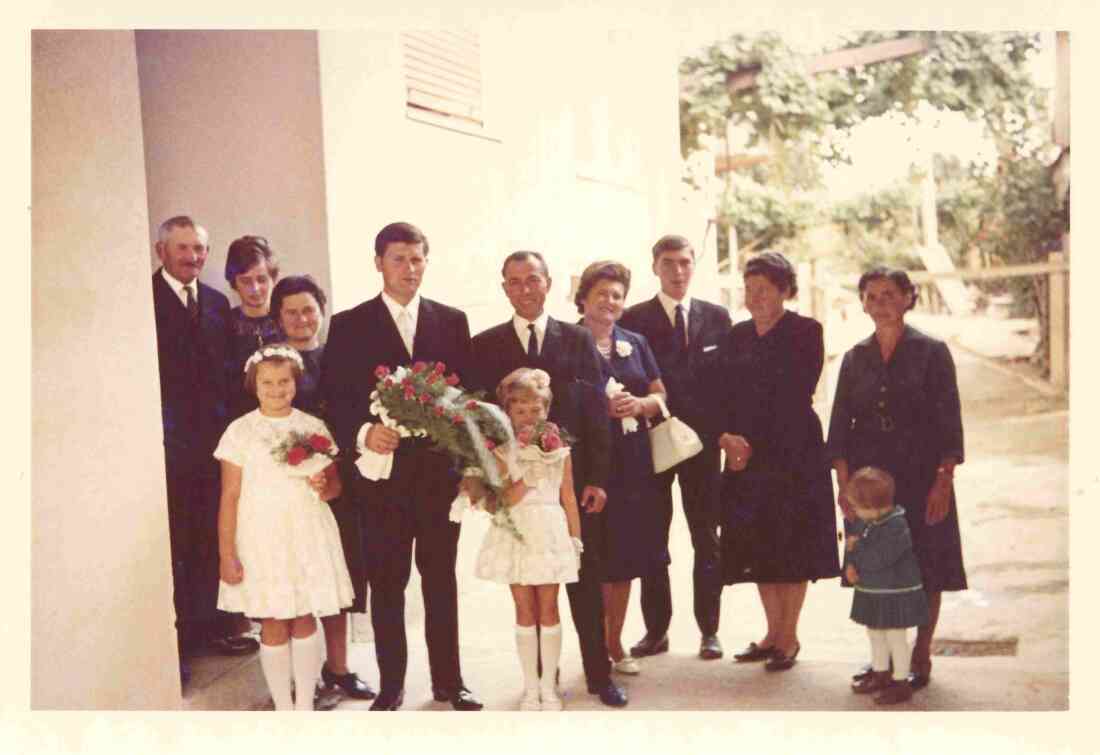 Hochzeit Helene Böcskör und Alexander Adorjan: der Bräutigam verlässt das Elternhaus (Grazerstraße 55) - Dax/Posch/Imre/Benedek