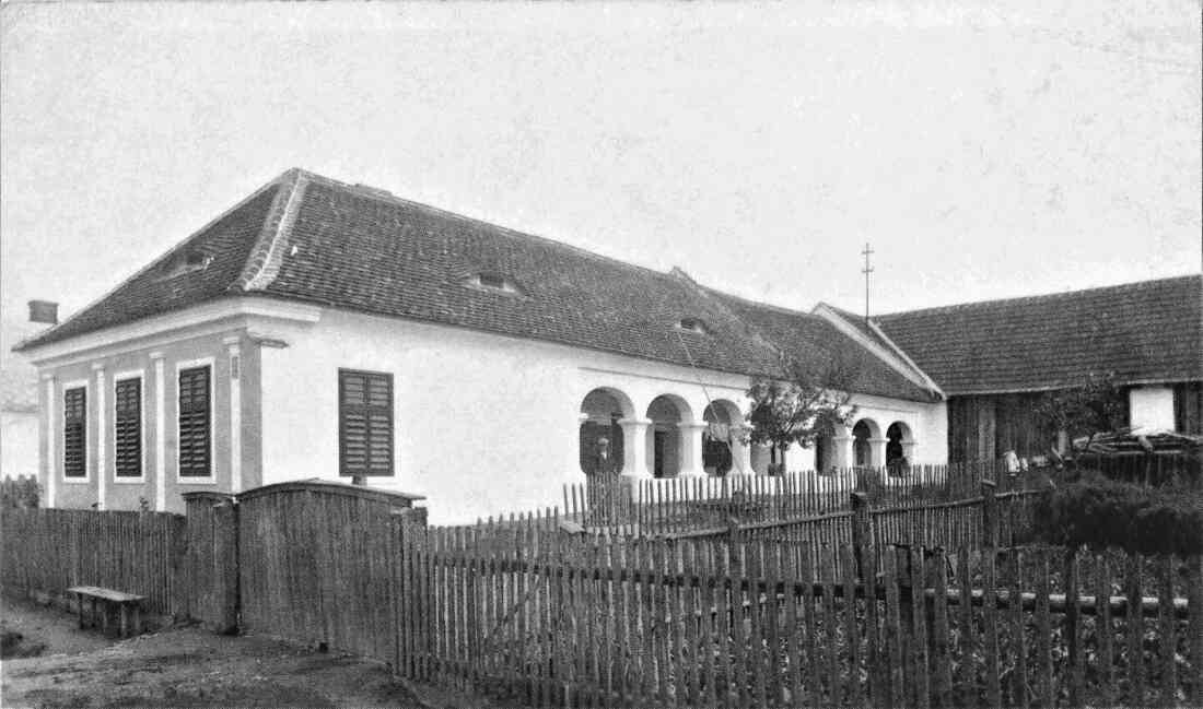 Arkadenhaus: Bauernhaus mit Arkaden Josef Pongracz (OW 23 / Steinamangererstraße 127)