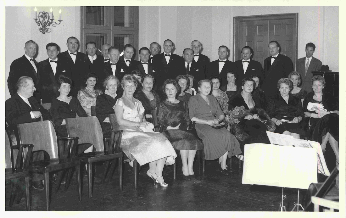 Veranstaltung des Lions-Club Südburgenland im Rathaussaal anlässlich des Abschieds der Fam. Peyrer-Heimstätt aus Oberwart - Weinhandl/Weisch/Gamauf/Praprotnik/Schober/Friedrich/Hammerschmidt/Wenzl/Braun/Haidwagner