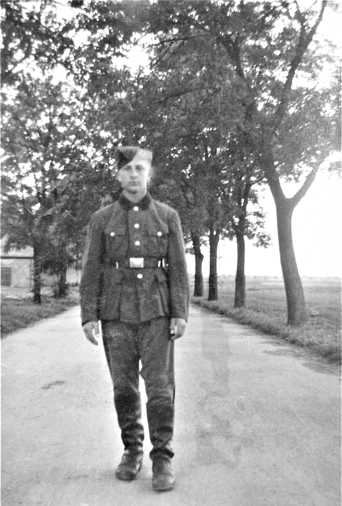 Kriegsdienst in Frankreich: Alexander Osvald (*1927/+2016) als Soldat der Deutschen Wehrmacht
