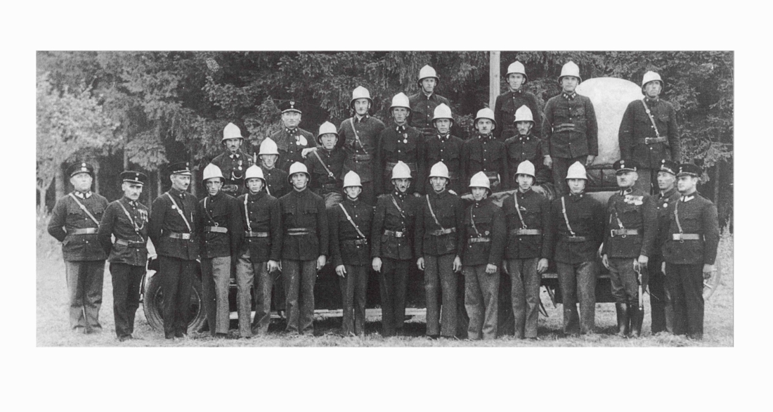 Freiwillige Feuerwehr unter Kommandant Michael Adorjan (Wagnermeister)